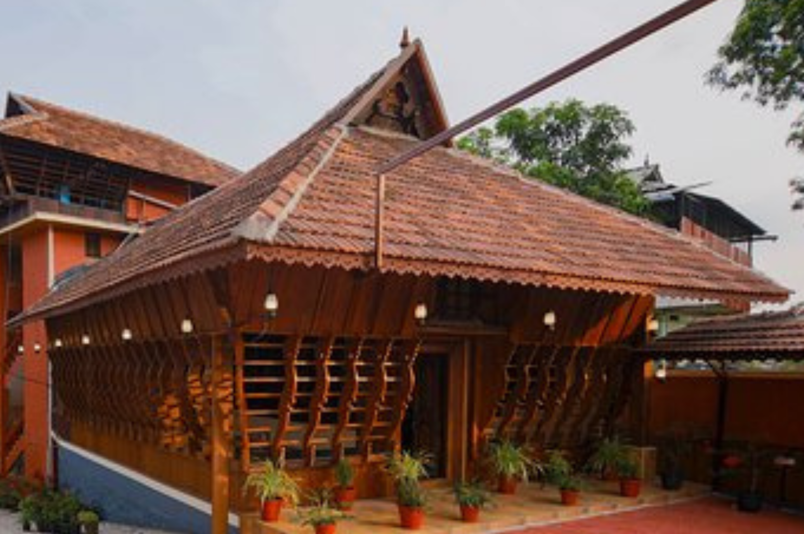 Traditional Kerala-style Ayurveda hospital offering authentic Ayurveda treatment in Kottayam with a peaceful healing environment at Dheemahi Ayurveda.